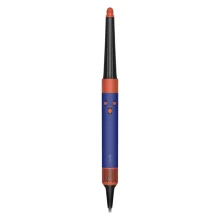 سشوار برس‌دار حالت‌دهنده 1300 وات دایسون مدل Airwrap id HS08، موتور AC، وزن 120 گرم، دارای سری دیسپانسر، متمرکز‌کننده باریک، متمرکز‌کننده پهن، سری شانه‌دار، سری برس‌دار گرد پهن با ویژگی صاف‌کنندگی، فرکنندگی، حجم‌دهندگی، با قابلیت فناوری تولید یون