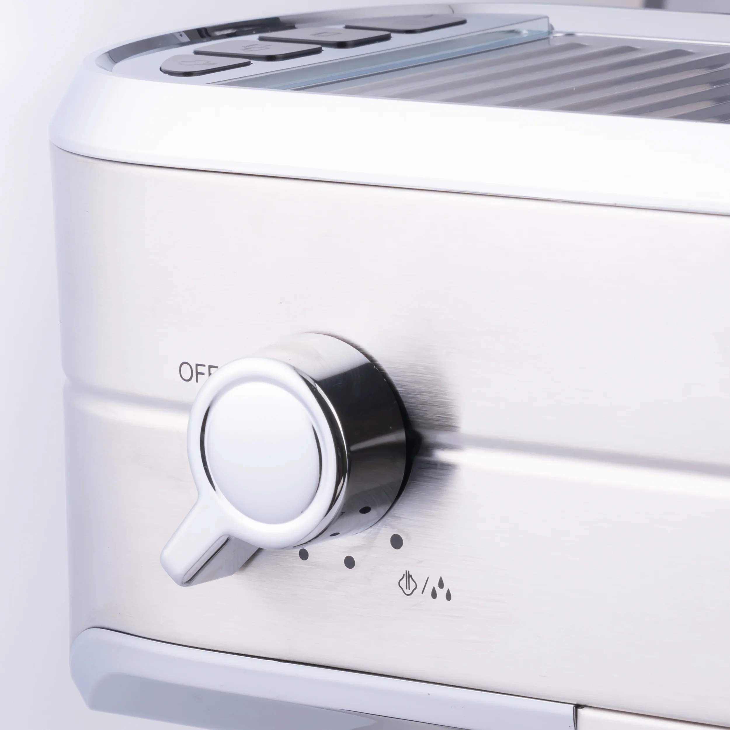 اسپرسوساز 1250 میلی‌لیتری برگامو مدل BG-CM3850DS، با مصرف پودر و پد قهوه، مناسب تهیه اسپرسو، کافه لاته، موکا و کاپوچینو، دارای 2 عدد نازل قهوه، سیستم گرم کردن فنجان، سینی چکه گیر